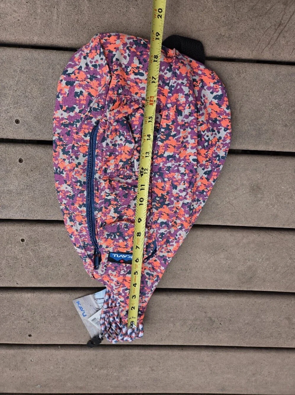 NEW Kavu Berry Punch Rope Sling Bag Purse Crossbody Multicolor Camo Purple Pink